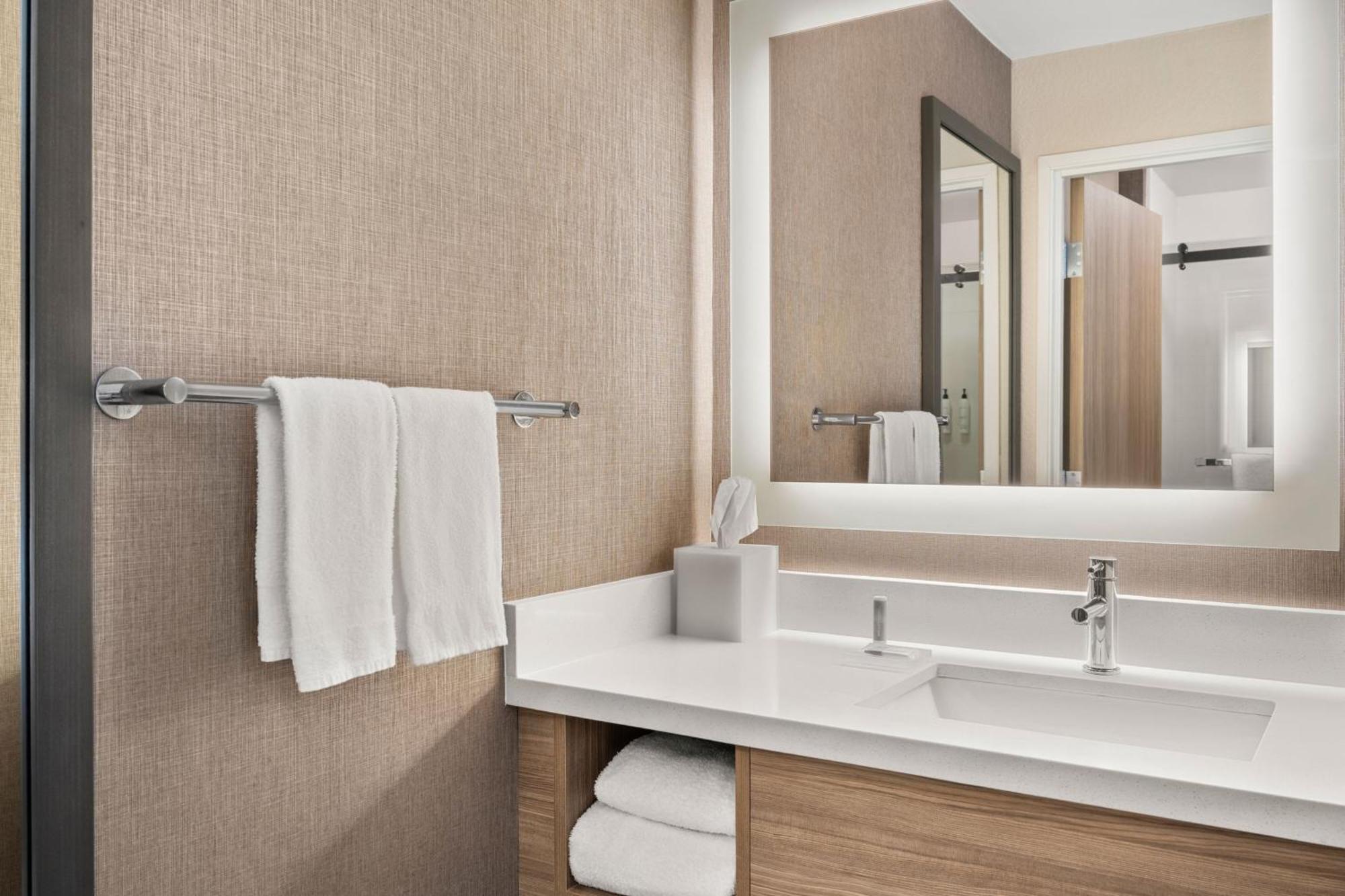 Springhill Suites By Marriott Chicago Bolingbrook Eksteriør billede